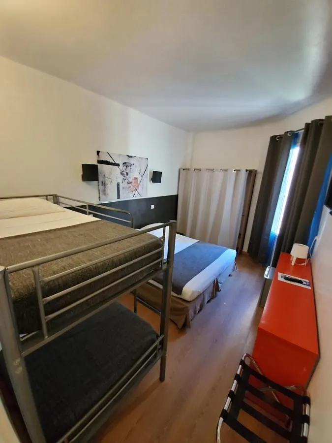 Brit Hotel Colbert Juan-les-Pins 3*,