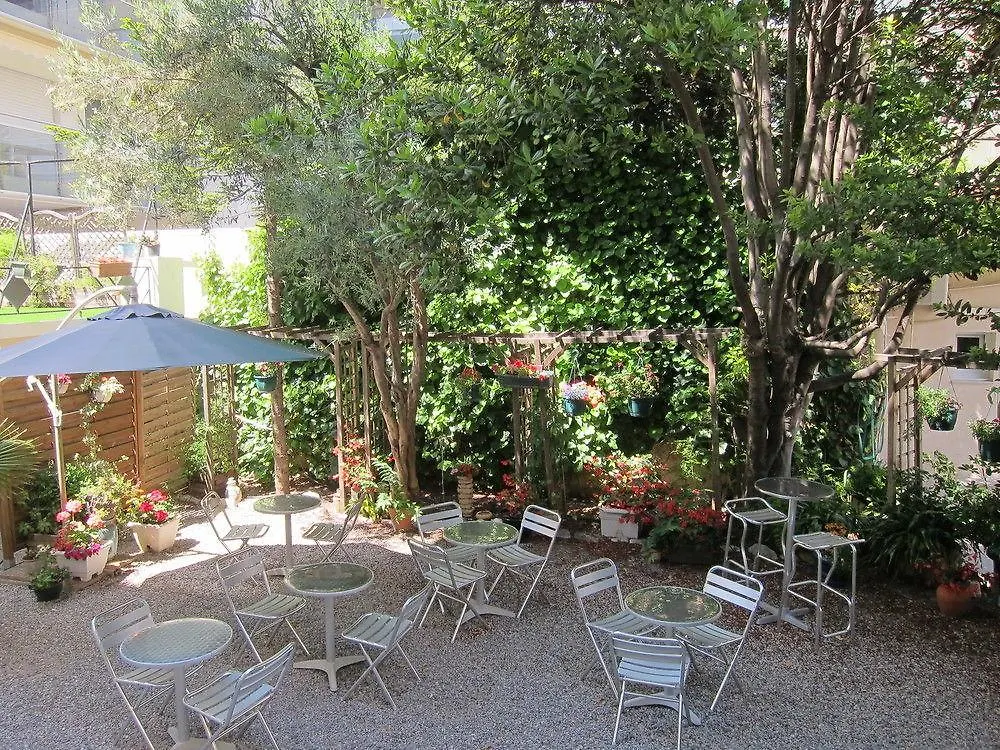 Brit Hotel Colbert Juan-les-Pins 3*,