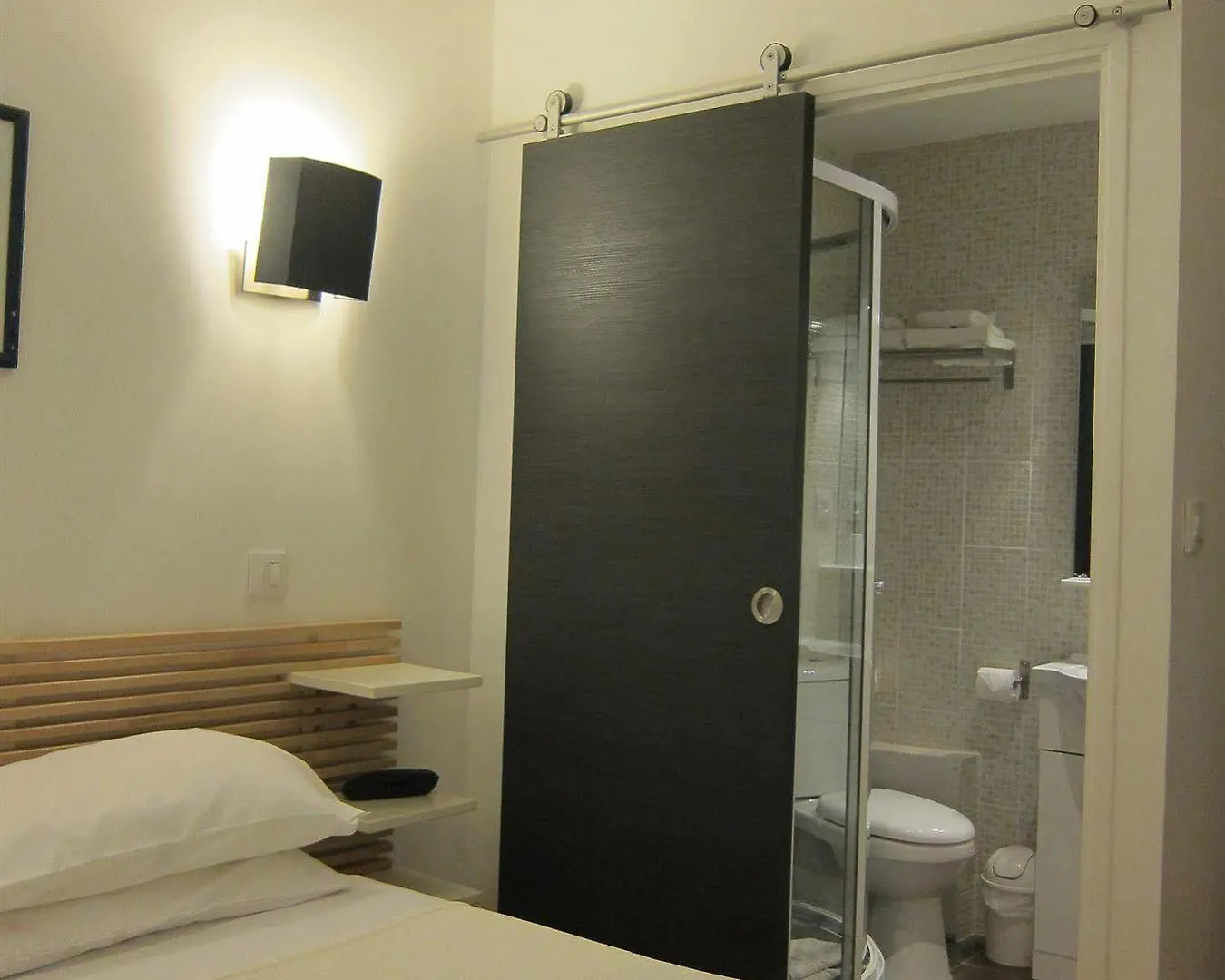 Brit Hotel Colbert Juan-les-Pins