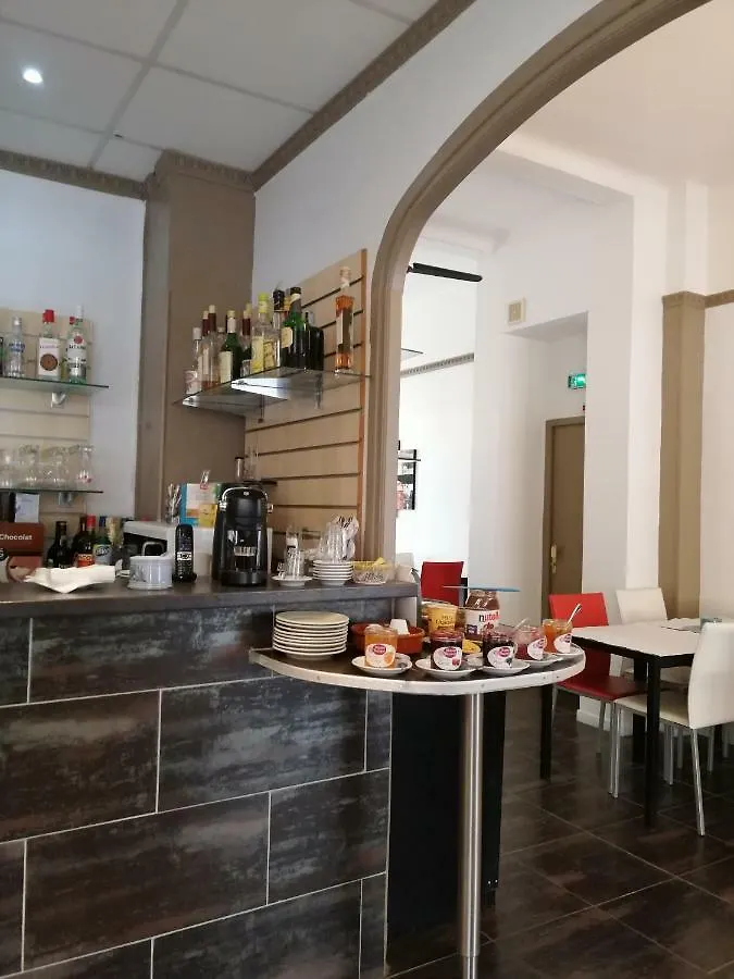 Brit Hotel Colbert Juan-les-Pins