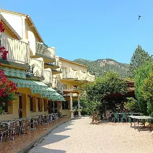 sous-lolivier-buis-les-baronnies.hotels-rhonealpes.com/
